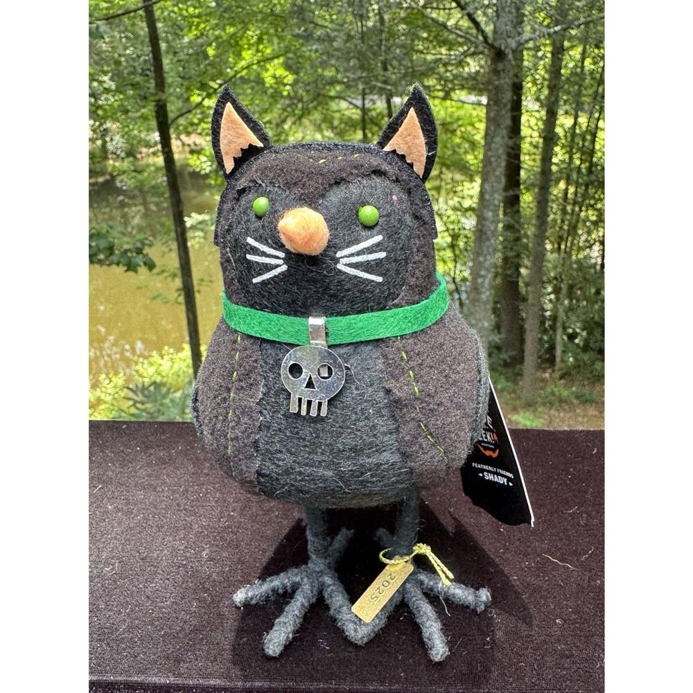 New Target Hyde and Eek! Shady Black Cat Feathery Friends Bird Halloween